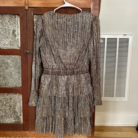 g.p.d Metallic Gold Tiered Mini Dress Flapper Black Lined Puff Long Sleeve - Picture 3 of 5